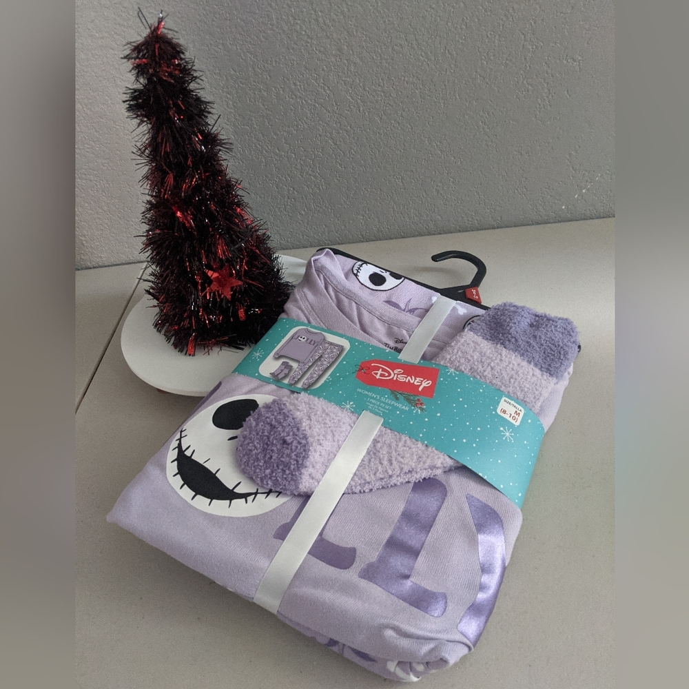 Women's Disney Sleepwear Nightmare Before Christmas Loungewear Pajama Gift Set